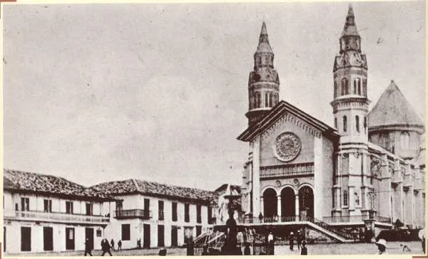 Primera catedral de Manizales, 1900